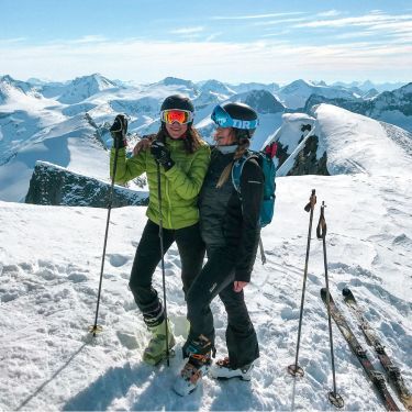 The Himalayan Snowline Paradise